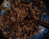 A picture of step 3 of tacos de cabesa (cow head tacos).