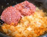 A picture of step 7 of Easy and Simple Mexican Chilli Con Carne.