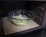 A picture of step 1 of Easy Onion Gratin Soup.