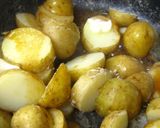 A picture of step 5 of Sweet Potatoes with Butter Soy Sauce.