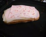 A picture of step 4 of Grilled Cheese Madness.