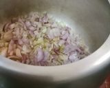 A picture of step 5 of Yakhni Pulao.