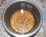 A picture of step 4 of Shijimi Clam Rice.
