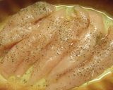 A picture of step 3 of Healthy Sake-steamed Chicken Tenders with Cabbage.