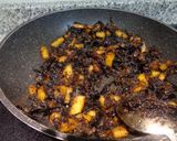Foto del paso 2 de la receta Tostada de crema de morcilla y manzana caramelizada