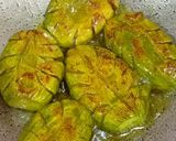 A picture of step 2 of Parwal Masala Fry.