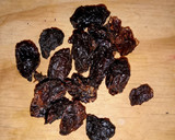 Foto del paso 4 de la receta: Longaniza en salsa con nopales