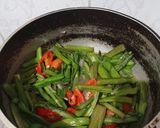 Foto langkah ke 3 dari resep Tumis genjer / oseng genjer.