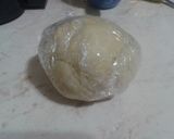 A picture of step 2 of Mushrooms quiche.
