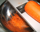 A picture of step 1 of Easy! Carrot Salad.