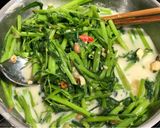 剁椒蒜味腐乳空心菜/水油炒三分鐘料理的食譜步驟3照片