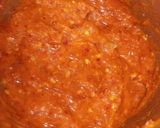 A picture of step 2 of Spicy garlic chutney.