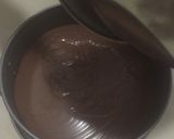 Foto langkah ke 5 dari resep Triple chocolate mousse oreo cake.