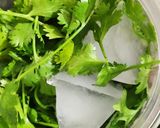 A picture of step 2 of Peanut Coriander Chutney.