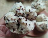 Foto langkah ke 4 dari resep Bolu Kukus Meses, Mekar.