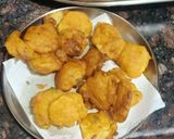 A picture of step 6 of Potato pakoda.