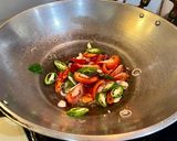 Foto langkah ke 3 dari resep Tumis Kerang Dara.