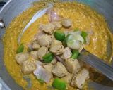 A picture of step 5 of Bell pepper and Soya chunks with Gravy.