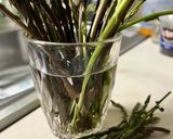 Foto del passaggio 1 della ricetta La miglior frittata (di asparagi)
