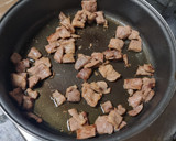 Foto del paso 4 de la receta: Garbanzos guisados con secreto ibérico al gorgonzola