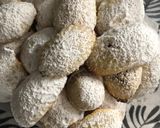 A picture of step 6 of Maamoul with Walnuts.