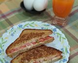 A picture of step 3 of Cheese tomato Sandwich.