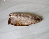 A picture of step 5 of Ginger Flavored Grilled Mackerel Sushi.