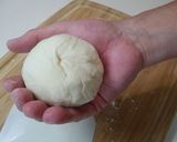 A picture of step 7 of Delicious Basic Pizza Margherita.