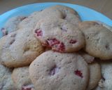 A picture of step 8 of Vickys Strawberries & Cream Cookies, GF DF EF SF NF.