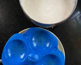 A picture of step 3 of Chetti Idli.
