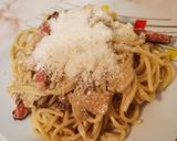 Pas rețetă Spaghetti Carbonara cu Șuncă și Ciuperci 5 fotografie