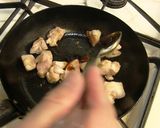 A picture of step 5 of Hitsumabushi-style Chicken over Rice.