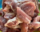 รูปขั้นตอนการทำที่ 1 ของ หมูอบสับปะรด