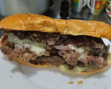 Foto del paso 16 de la receta: Sándwich🥐de berenjena🍆bbq, carne🧅, queso🧀y cebollas grillé🥯🥩🧀