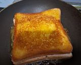 Foto langkah ke 3 dari resep Caramel Cheese Toast.