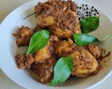 A picture of step 5 of Butter/ ghee chicken roast.