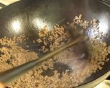 A picture of step 1 of Mapo Tofu-style Cellophane Noodles (Medium Spicy).