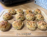 Foto del paso 5 de la receta: Chipá de papa, queso y verdeo 😋🥔🧀