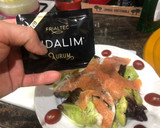 Foto del paso 3 de la receta: Ensalada de brotes salmón aguacate y aderezo VIDALIM