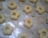 Foto langkah ke 9 dari resep Donat labu kuning (frozen).