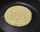 Foto langkah ke 3 dari resep Pancake Teflon Simpel.