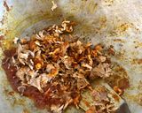 Foto langkah ke 3 dari resep Tumis Pedas Jamur Gerigit.
