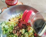 A picture of step 4 of Spicy cabbage, carrot and cucumber pickle.