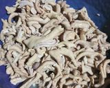 Foto langkah ke 1 dari resep Oseng Usus Ayam.