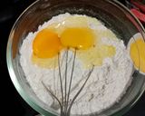 Foto langkah ke 2 dari resep Korean egg Bread.