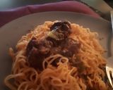 A picture of step 8 of Spicy beef n noodles.