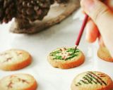 Hình bước làm 7 của món Noel nấp sau chíêc bánh quy giòn phải không ??