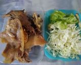 Foto langkah ke 1 dari resep Ayam kecap pedas manis.