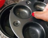 A picture of step 4 of Stovetop Egg Muffins.