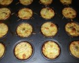 A picture of step 6 of Creole pie.